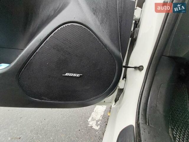 Белый Мазда 6, объемом двигателя 2.49 л и пробегом 145 тыс. км за 12000 $, фото 10 на Automoto.ua