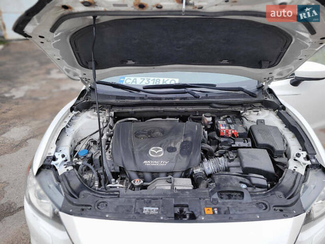 Белый Мазда 6, объемом двигателя 2.49 л и пробегом 73 тыс. км за 12500 $, фото 16 на Automoto.ua