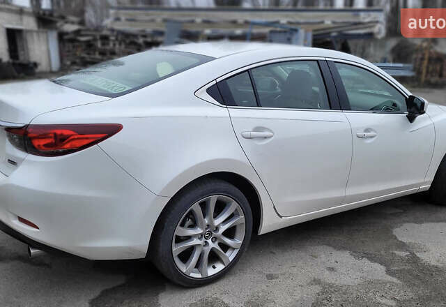 Белый Мазда 6, объемом двигателя 2.49 л и пробегом 73 тыс. км за 12500 $, фото 8 на Automoto.ua