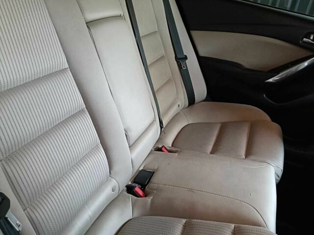 Белый Мазда 6, объемом двигателя 2.5 л и пробегом 120 тыс. км за 13950 $, фото 4 на Automoto.ua