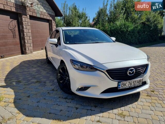 Белый Мазда 6, объемом двигателя 2.49 л и пробегом 190 тыс. км за 14500 $, фото 2 на Automoto.ua