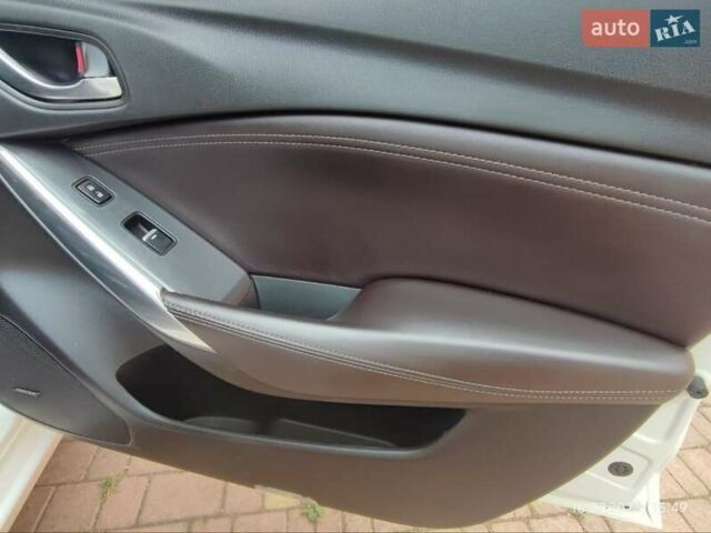 Белый Мазда 6, объемом двигателя 2.49 л и пробегом 83 тыс. км за 16400 $, фото 1 на Automoto.ua