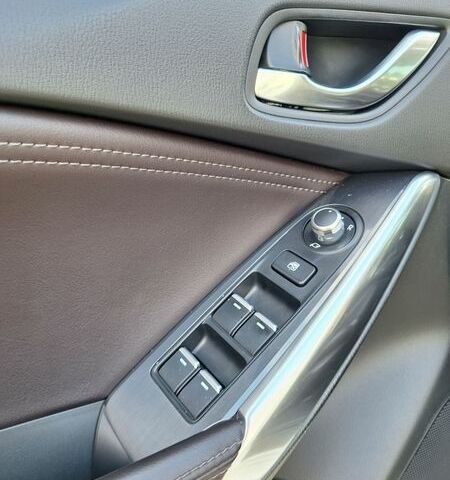 Белый Мазда 6, объемом двигателя 2.49 л и пробегом 116 тыс. км за 15900 $, фото 25 на Automoto.ua