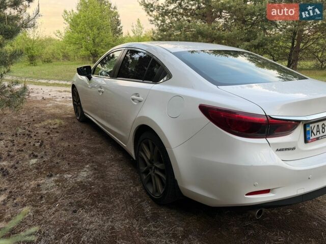 Белый Мазда 6, объемом двигателя 2.19 л и пробегом 203 тыс. км за 12900 $, фото 5 на Automoto.ua