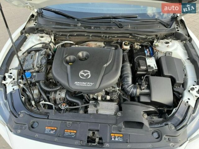 Білий Мазда 6, об'ємом двигуна 2.19 л та пробігом 66 тис. км за 15700 $, фото 36 на Automoto.ua