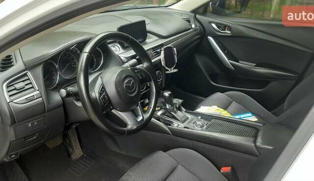 Белый Мазда 6, объемом двигателя 2.49 л и пробегом 75 тыс. км за 14500 $, фото 7 на Automoto.ua