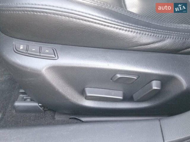 Білий Мазда 6, об'ємом двигуна 2.5 л та пробігом 104 тис. км за 16300 $, фото 12 на Automoto.ua