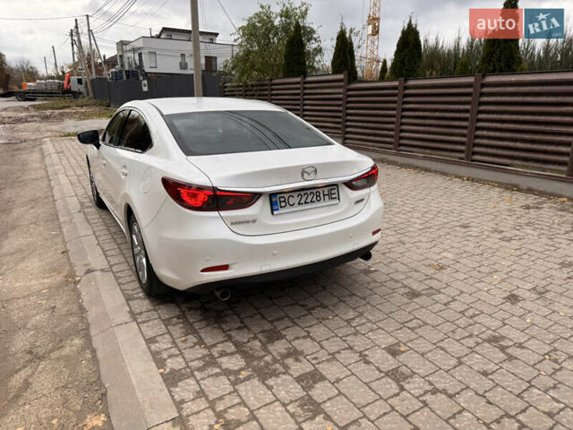 Белый Мазда 6, объемом двигателя 2.49 л и пробегом 66 тыс. км за 19000 $, фото 2 на Automoto.ua