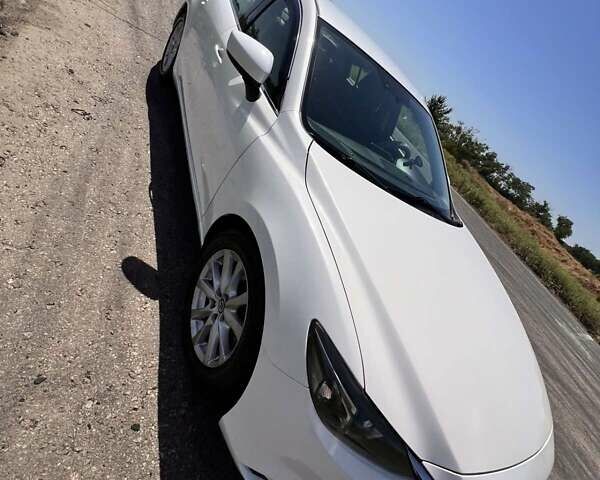 Білий Мазда 6, об'ємом двигуна 2.5 л та пробігом 94 тис. км за 15000 $, фото 3 на Automoto.ua