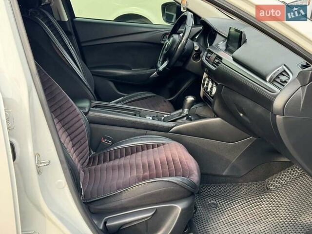 Білий Мазда 6, об'ємом двигуна 2.5 л та пробігом 125 тис. км за 13890 $, фото 25 на Automoto.ua