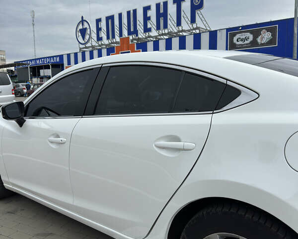 Белый Мазда 6, объемом двигателя 2.49 л и пробегом 138 тыс. км за 12800 $, фото 16 на Automoto.ua