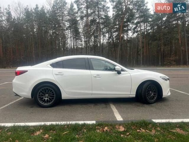 Белый Мазда 6, объемом двигателя 2.49 л и пробегом 113 тыс. км за 17000 $, фото 2 на Automoto.ua