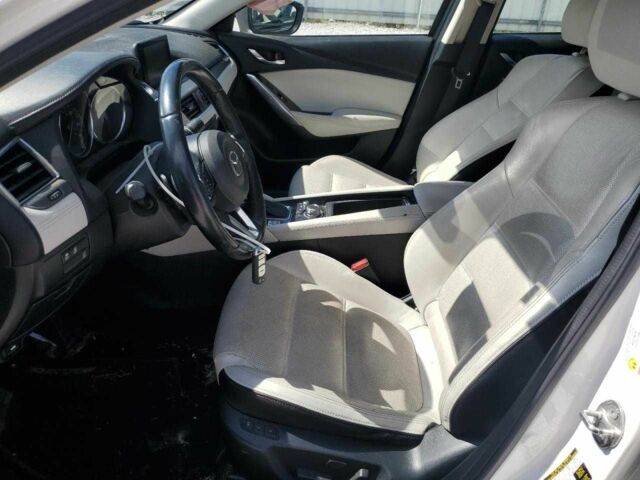 Білий Мазда 6, об'ємом двигуна 0 л та пробігом 63 тис. км за 2700 $, фото 6 на Automoto.ua