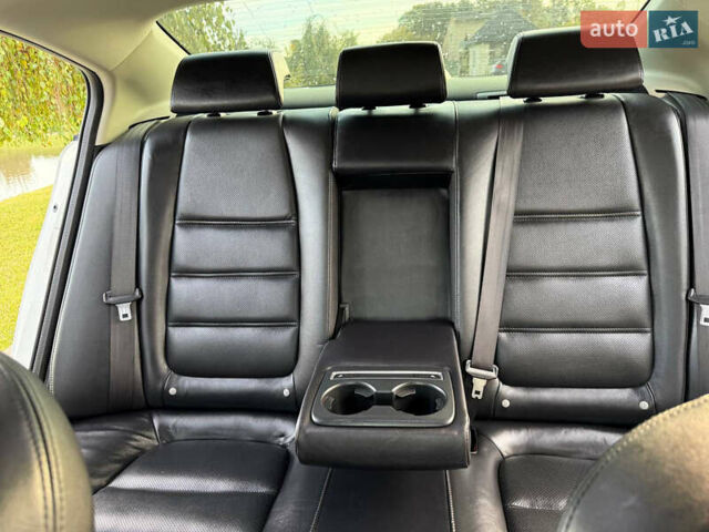 Белый Мазда 6, объемом двигателя 2.49 л и пробегом 158 тыс. км за 15450 $, фото 11 на Automoto.ua