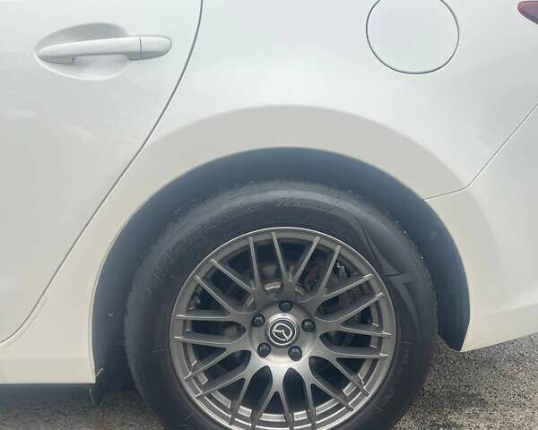 Белый Мазда 6, объемом двигателя 2.49 л и пробегом 113 тыс. км за 17000 $, фото 10 на Automoto.ua