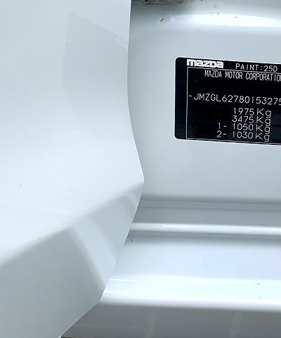 Білий Мазда 6, об'ємом двигуна 2 л та пробігом 65 тис. км за 17200 $, фото 4 на Automoto.ua