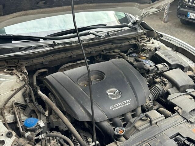 Білий Мазда 6, об'ємом двигуна 2 л та пробігом 156 тис. км за 14200 $, фото 7 на Automoto.ua