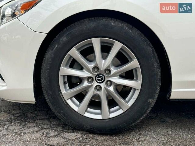 Білий Мазда 6, об'ємом двигуна 2.5 л та пробігом 125 тис. км за 13890 $, фото 10 на Automoto.ua