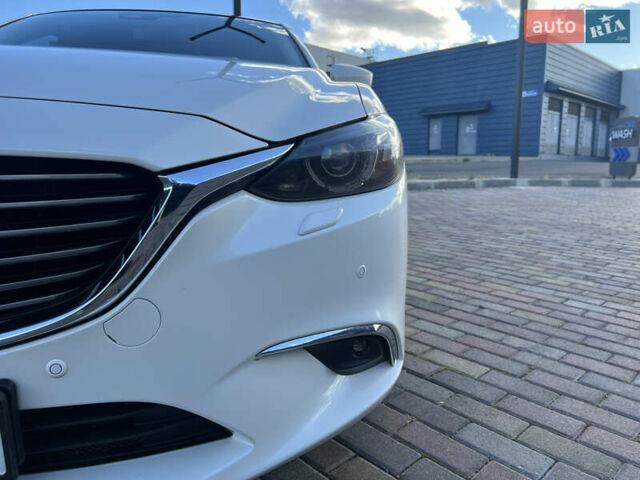 Білий Мазда 6, об'ємом двигуна 2.49 л та пробігом 70 тис. км за 19000 $, фото 5 на Automoto.ua