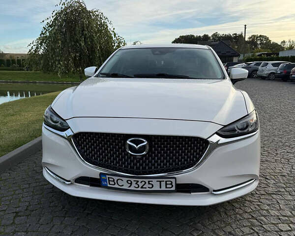 Белый Мазда 6, объемом двигателя 2.49 л и пробегом 158 тыс. км за 15450 $, фото 1 на Automoto.ua