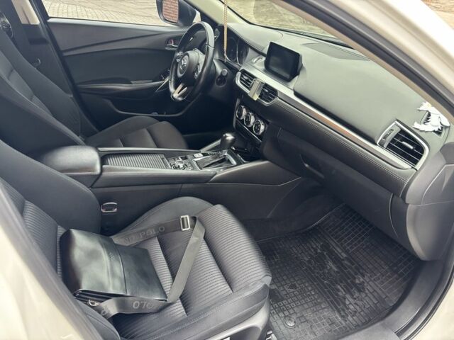 Белый Мазда 6, объемом двигателя 2.5 л и пробегом 76 тыс. км за 15500 $, фото 14 на Automoto.ua