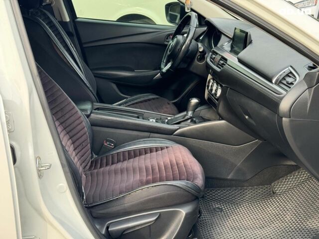 Белый Мазда 6, объемом двигателя 2.5 л и пробегом 125 тыс. км за 13890 $, фото 24 на Automoto.ua