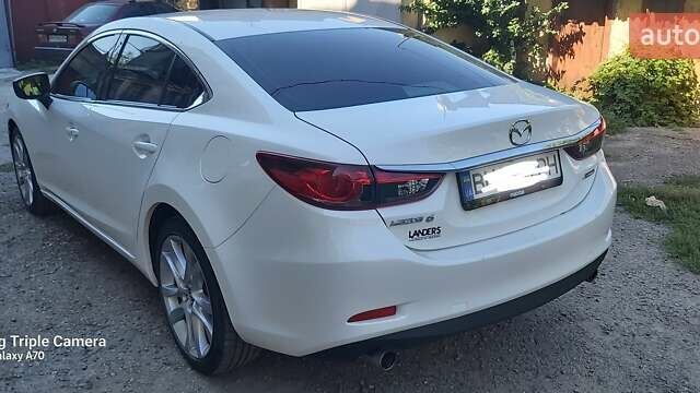 Белый Мазда 6, объемом двигателя 2.5 л и пробегом 72 тыс. км за 17500 $, фото 2 на Automoto.ua