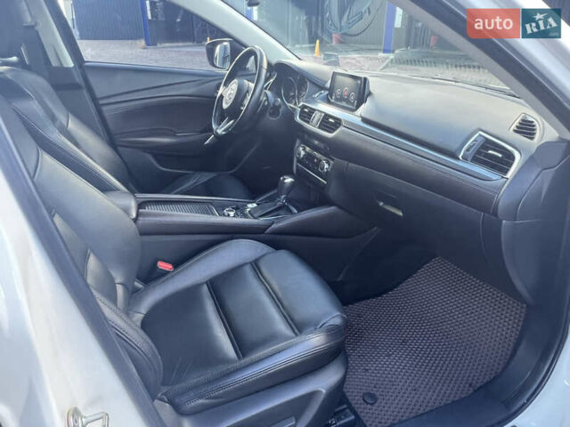 Білий Мазда 6, об'ємом двигуна 2.49 л та пробігом 70 тис. км за 19000 $, фото 11 на Automoto.ua