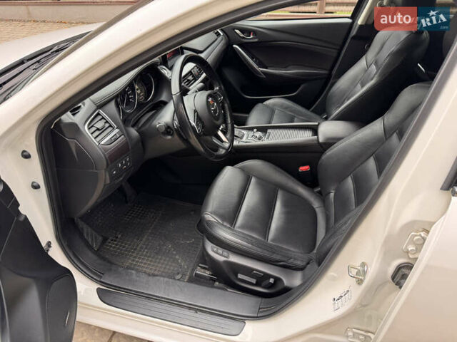 Белый Мазда 6, объемом двигателя 2.49 л и пробегом 66 тыс. км за 19000 $, фото 6 на Automoto.ua