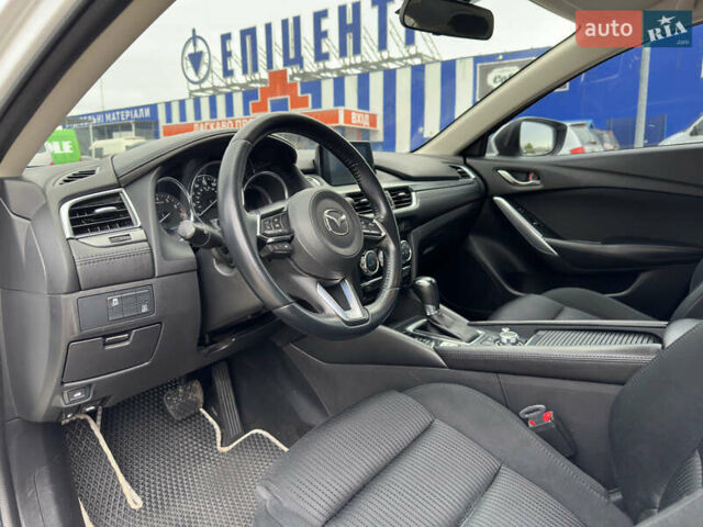 Белый Мазда 6, объемом двигателя 2.49 л и пробегом 138 тыс. км за 12800 $, фото 4 на Automoto.ua