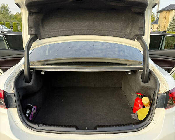 Белый Мазда 6, объемом двигателя 2.49 л и пробегом 158 тыс. км за 15450 $, фото 16 на Automoto.ua