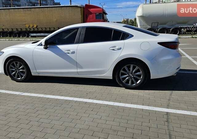 Мазда 6 2018 в Сумах на Automoto.ua Белый Мазда 6, объемом двигателя 2 л и пробегом 100 тыс. км за 19999 $, фото 10 на Automoto.ua