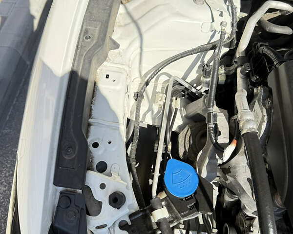 Білий Мазда 6, об'ємом двигуна 2.5 л та пробігом 87 тис. км за 14900 $, фото 13 на Automoto.ua