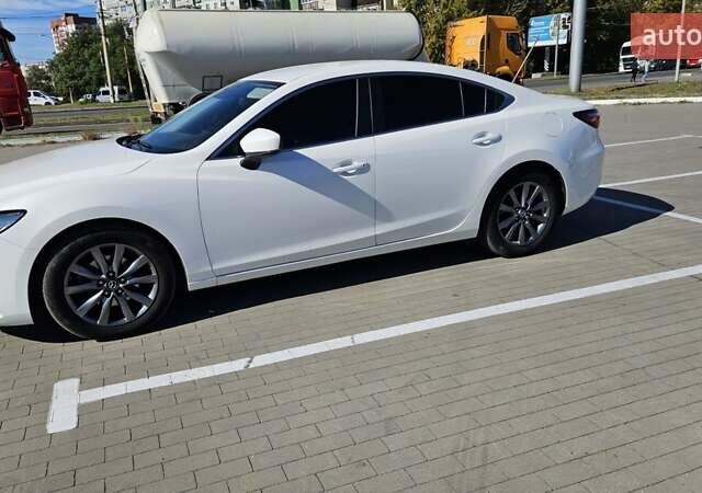 Мазда 6 2018 в Сумах на Automoto.ua Белый Мазда 6, объемом двигателя 2 л и пробегом 100 тыс. км за 19999 $, фото 9 на Automoto.ua