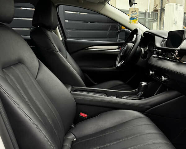 Білий Мазда 6, об'ємом двигуна 2.49 л та пробігом 175 тис. км за 16999 $, фото 18 на Automoto.ua