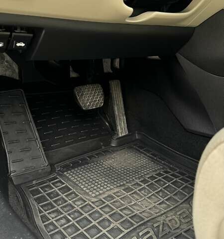 Белый Мазда 6, объемом двигателя 2.49 л и пробегом 83 тыс. км за 16900 $, фото 35 на Automoto.ua