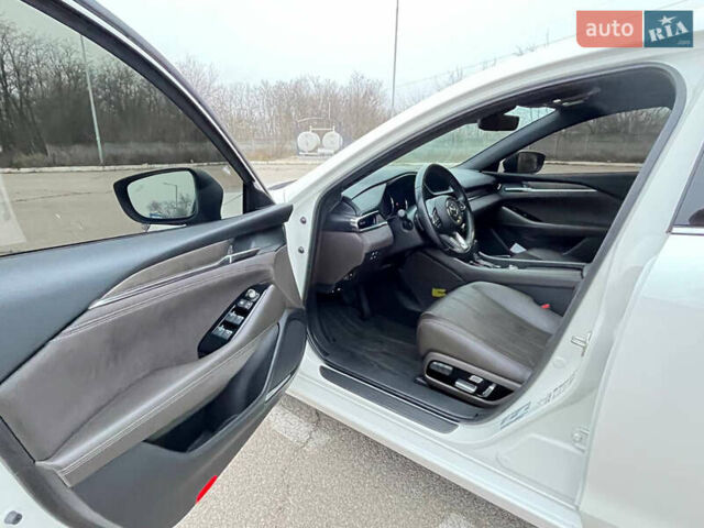 Белый Мазда 6, объемом двигателя 2.49 л и пробегом 70 тыс. км за 19999 $, фото 14 на Automoto.ua