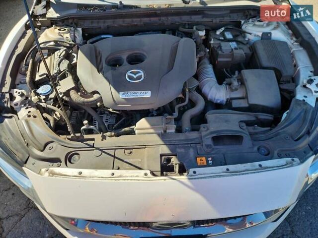 Белый Мазда 6, объемом двигателя 2.5 л и пробегом 42 тыс. км за 2500 $, фото 10 на Automoto.ua