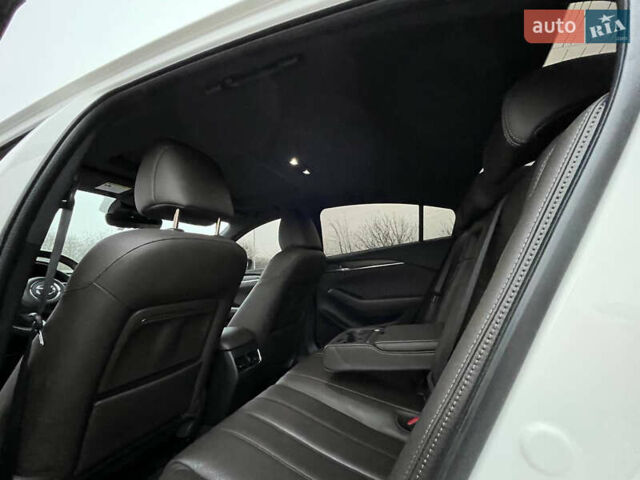 Белый Мазда 6, объемом двигателя 2.49 л и пробегом 70 тыс. км за 19999 $, фото 23 на Automoto.ua