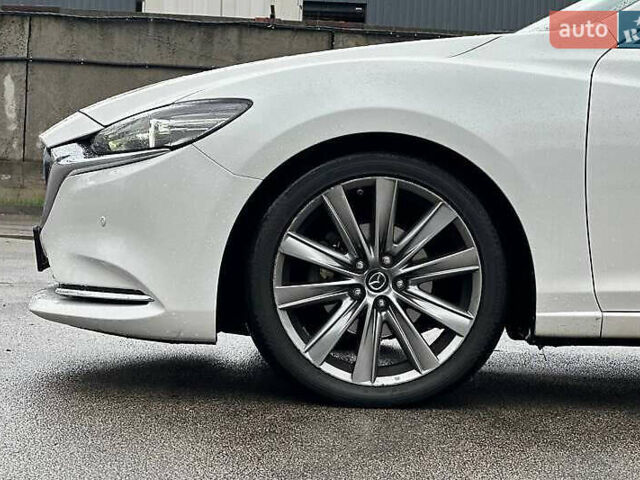 Белый Мазда 6, объемом двигателя 2.49 л и пробегом 95 тыс. км за 15400 $, фото 4 на Automoto.ua