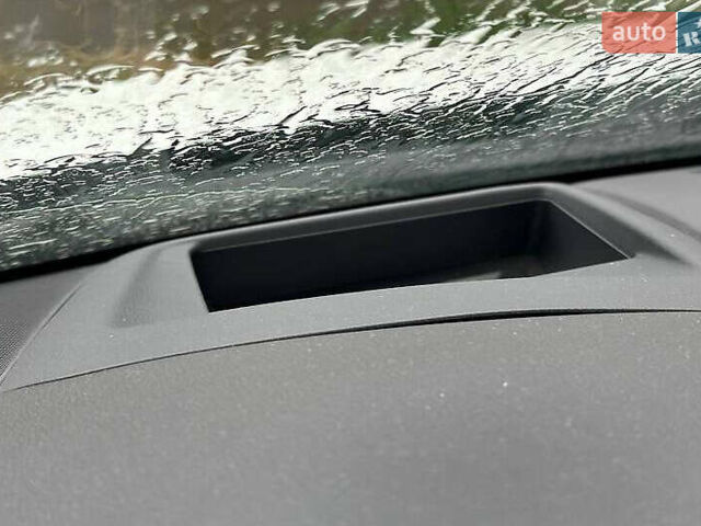 Белый Мазда 6, объемом двигателя 2.49 л и пробегом 95 тыс. км за 15400 $, фото 17 на Automoto.ua