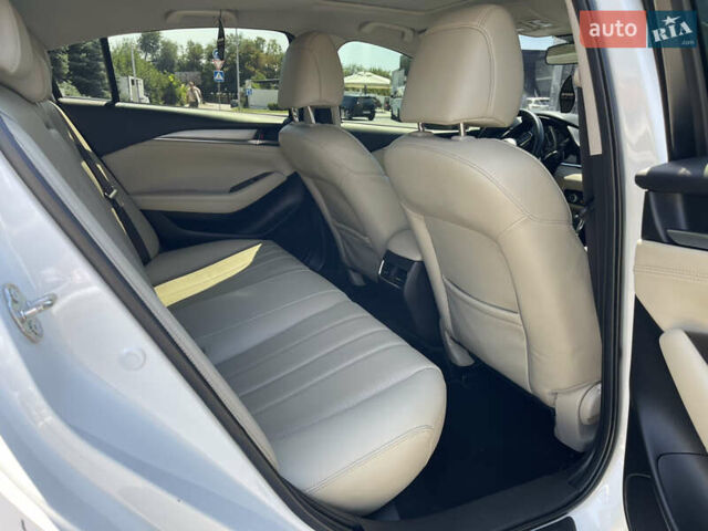 Белый Мазда 6, объемом двигателя 2.49 л и пробегом 101 тыс. км за 17300 $, фото 13 на Automoto.ua