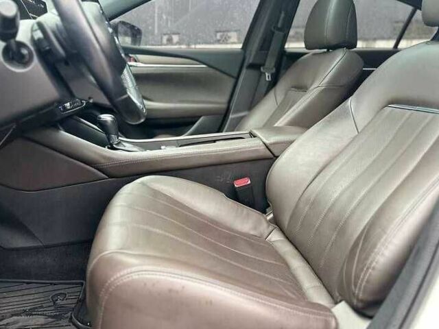 Белый Мазда 6, объемом двигателя 2.5 л и пробегом 95 тыс. км за 13400 $, фото 10 на Automoto.ua