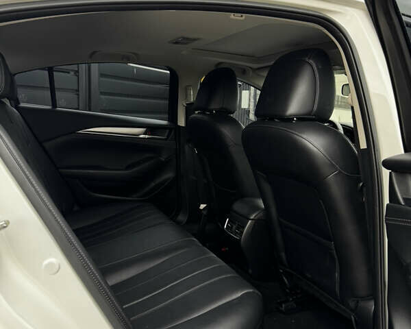 Білий Мазда 6, об'ємом двигуна 2.49 л та пробігом 175 тис. км за 16999 $, фото 17 на Automoto.ua