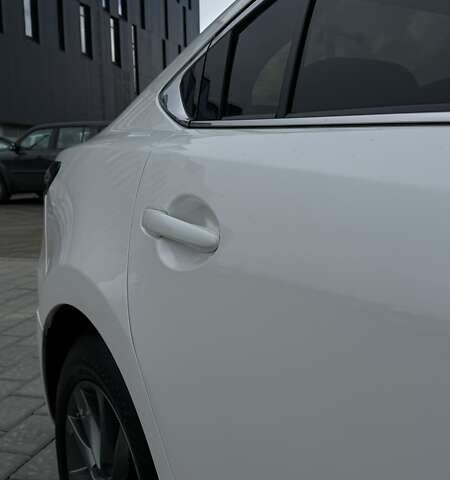 Белый Мазда 6, объемом двигателя 2.49 л и пробегом 83 тыс. км за 16900 $, фото 8 на Automoto.ua