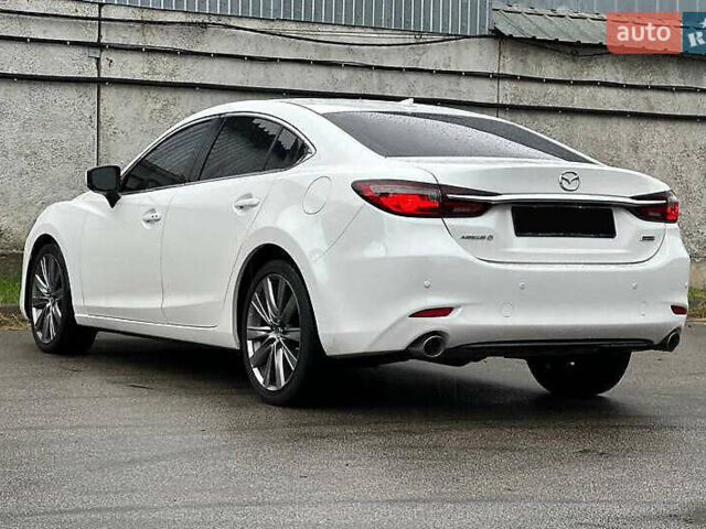 Белый Мазда 6, объемом двигателя 2.49 л и пробегом 95 тыс. км за 15400 $, фото 6 на Automoto.ua
