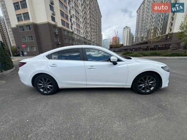Белый Мазда 6, объемом двигателя 2 л и пробегом 156 тыс. км за 13300 $, фото 9 на Automoto.ua