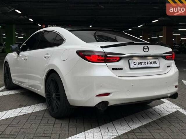 Белый Мазда 6, объемом двигателя 2 л и пробегом 121 тыс. км за 17990 $, фото 4 на Automoto.ua