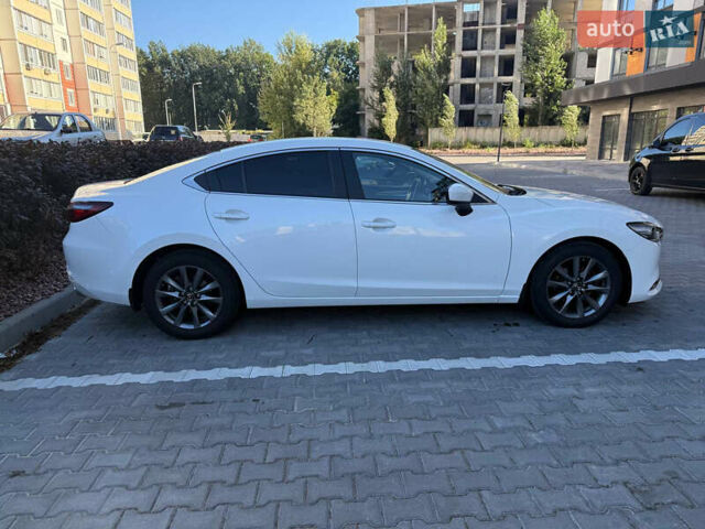 Белый Мазда 6, объемом двигателя 2 л и пробегом 134 тыс. км за 21100 $, фото 3 на Automoto.ua