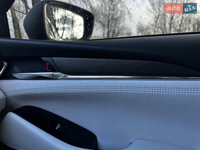 Білий Мазда 6, об'ємом двигуна 2.49 л та пробігом 45 тис. км за 25500 $, фото 28 на Automoto.ua